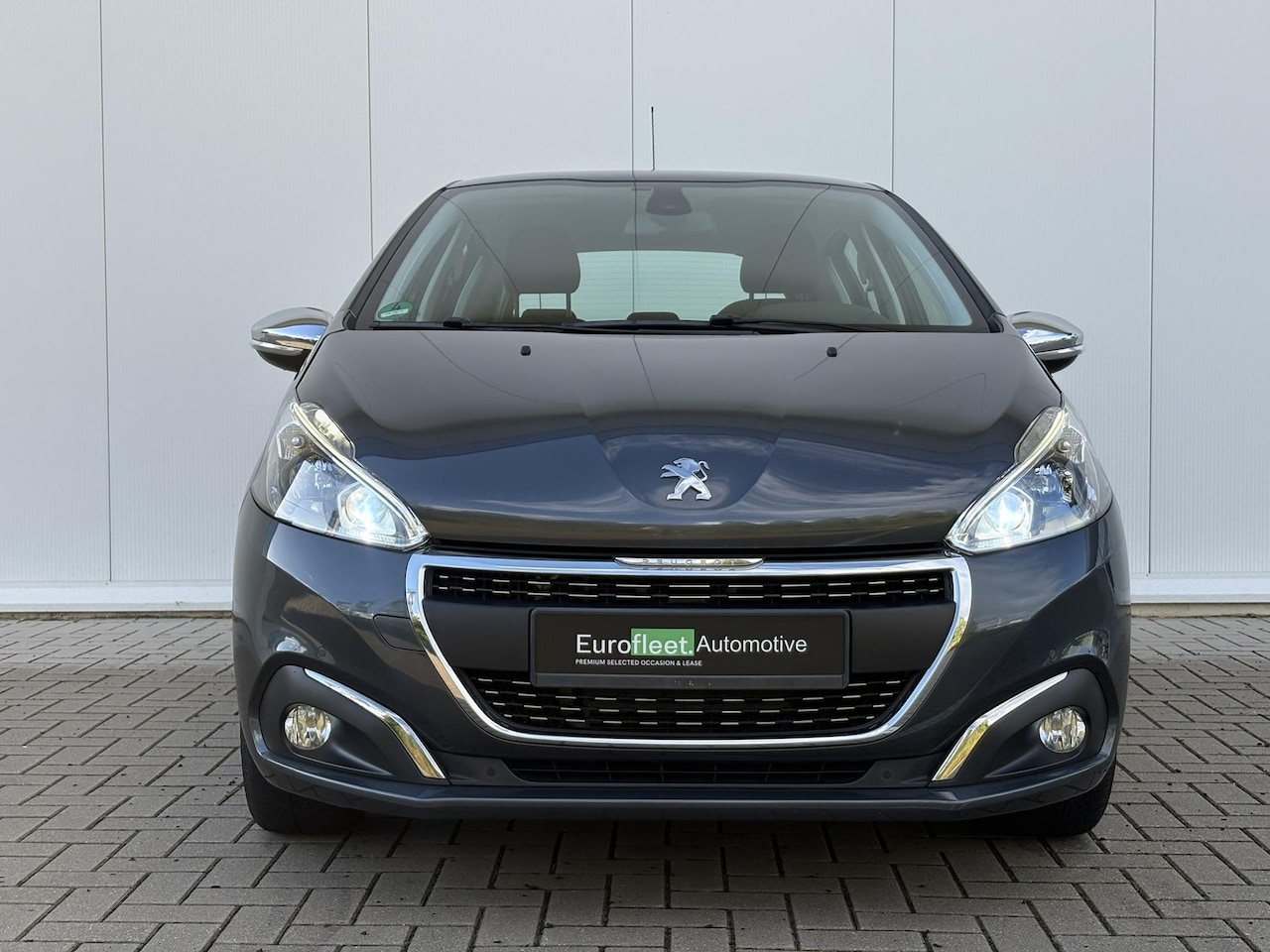 Peugeot 208 - 1.2 PureTech Allure | Automaat | Park Assist | Camera | Stoelverwarming | CarPlay / Androi