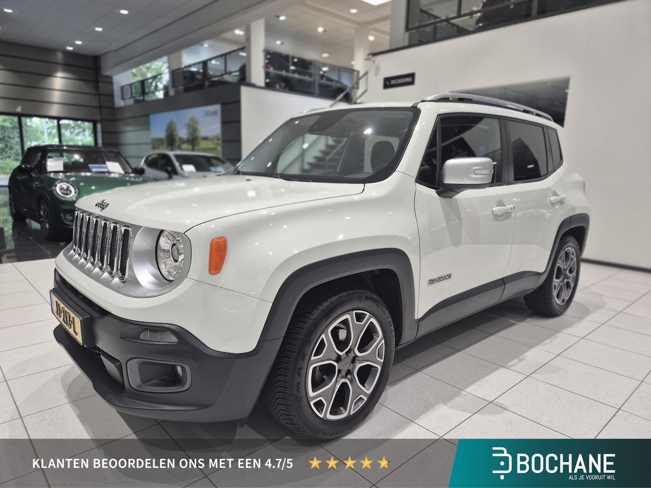Jeep Renegade - 1.4 MultiAir Limited | Trekhaak | Navigatie | Lichtmetalen Velgen 18” | All-Season banden - AutoWereld.nl