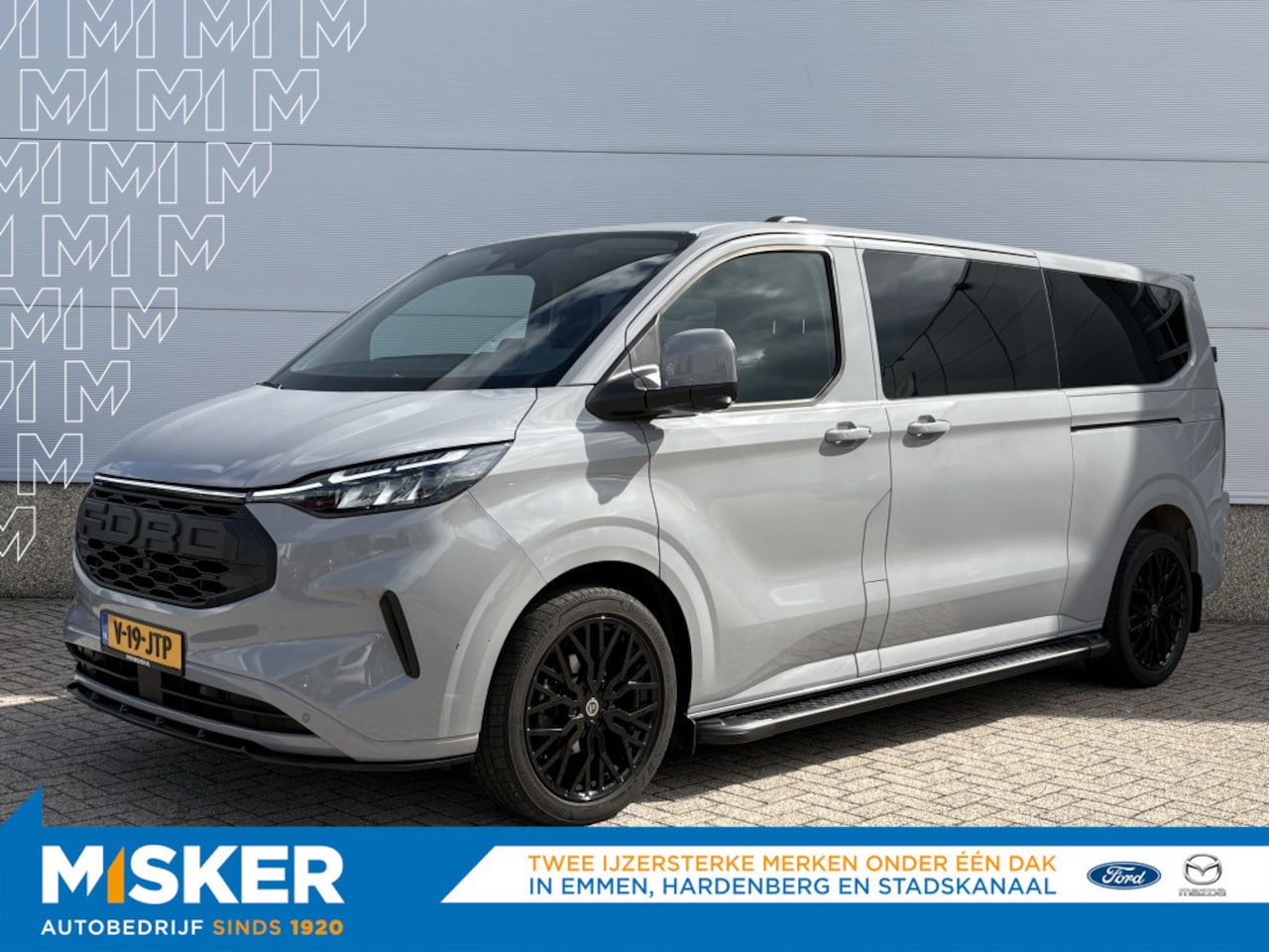 Ford Transit Custom - 320 2.0 TDCI L2H1 Limited AUTOMAAT! DUBBELCABINE! VOL! - AutoWereld.nl