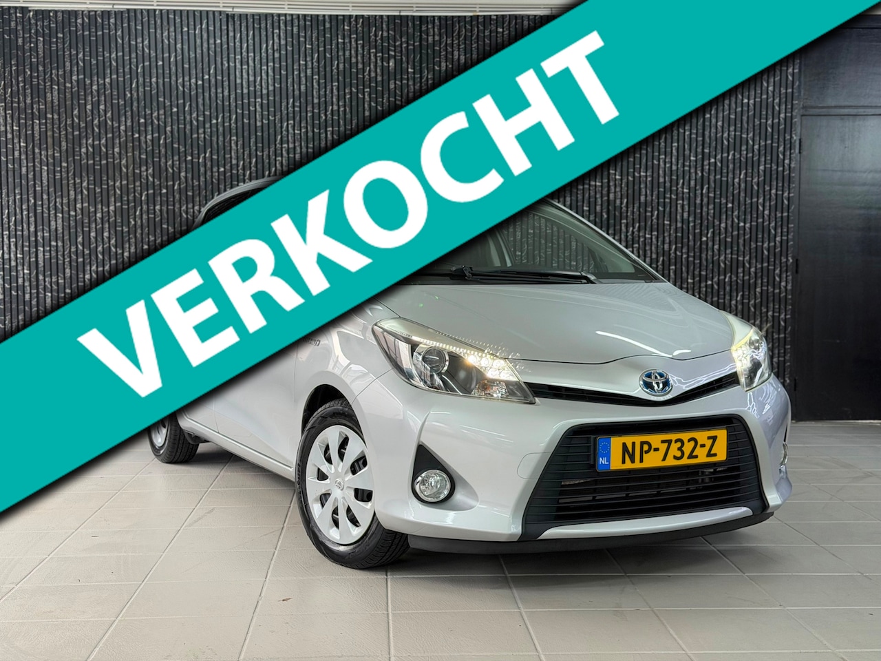 Toyota Yaris - 1.5 Hybrid Automaat | camera | Navi | dealer OH - AutoWereld.nl