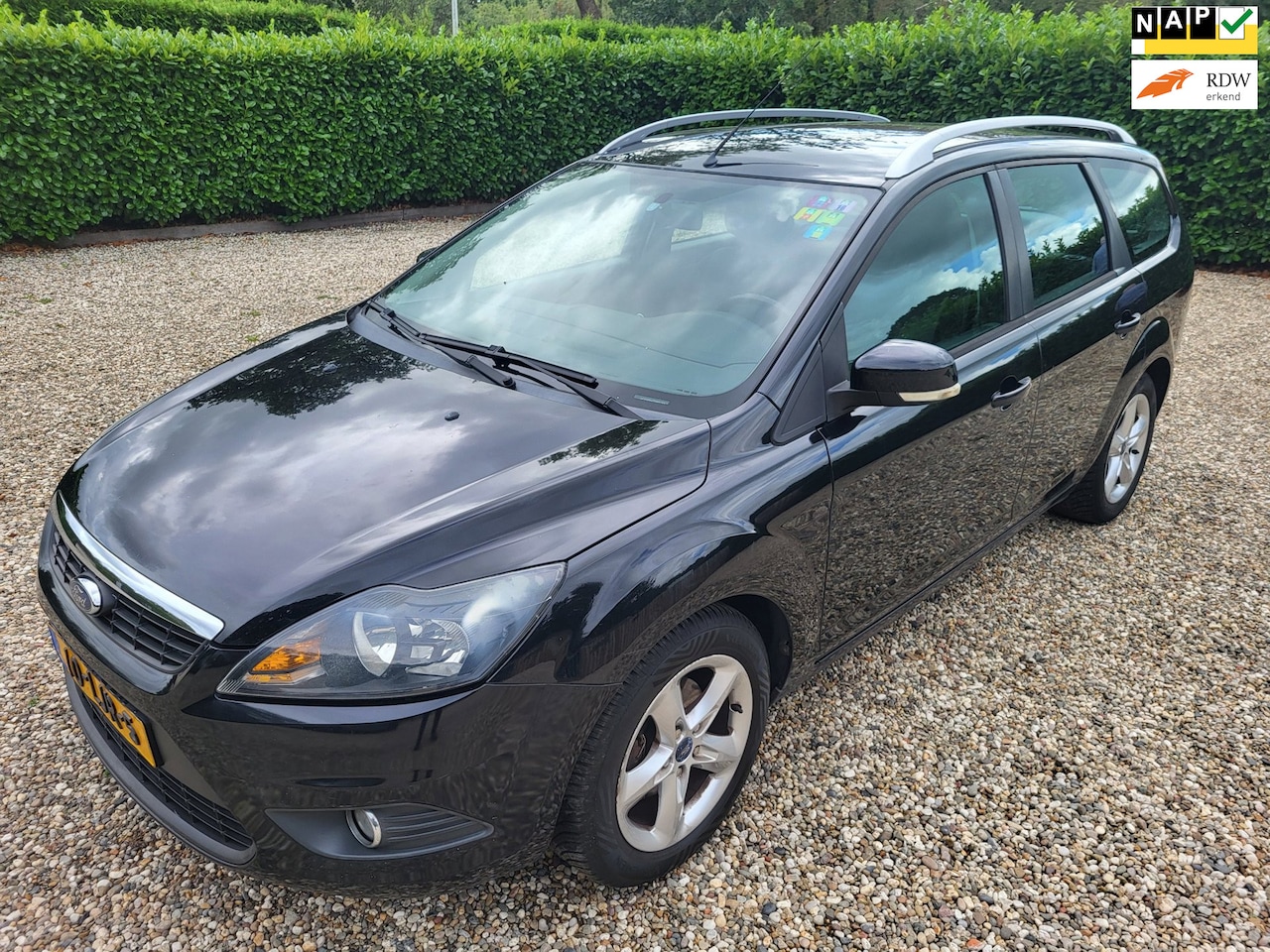 Ford Focus Wagon - 1.6 Comfort station airco koud - AutoWereld.nl