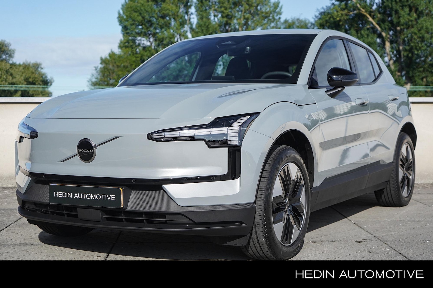 Volvo EX30 - P5 Long Range Plus Black Edition Europa 69 kWh | Pilot Assist | Adaptieve Cruise Control | - AutoWereld.nl