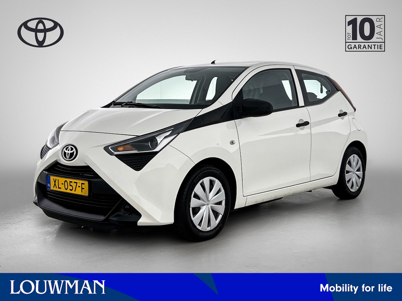 Toyota Aygo - 1.0 VVT-i x-fun | Dealer onderhouden | Airco | Elektrische ramen voor | Bluetooth | - AutoWereld.nl