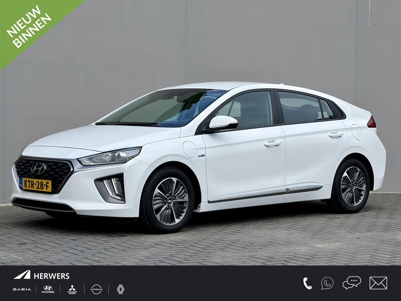 Hyundai IONIQ - 1.6 GDi Comfort - Plus / Dealer Onderhouden / Stuur- & Stoelverwarming / Navigatie via App - AutoWereld.nl