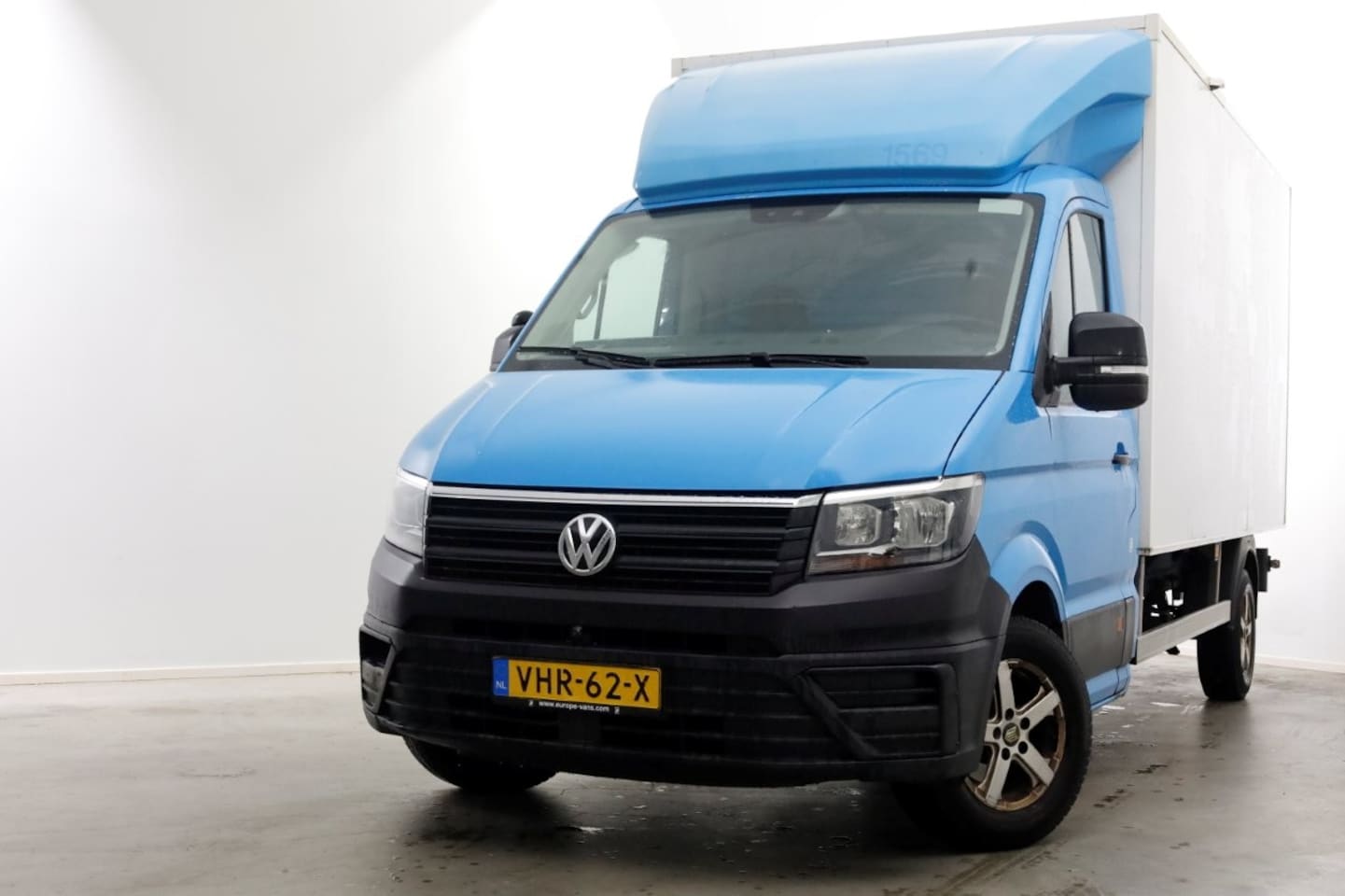 Volkswagen Crafter - 35 2.0 TDI E6 Bakwagen met achterdeuren 2-Persoons 12-2020 - AutoWereld.nl