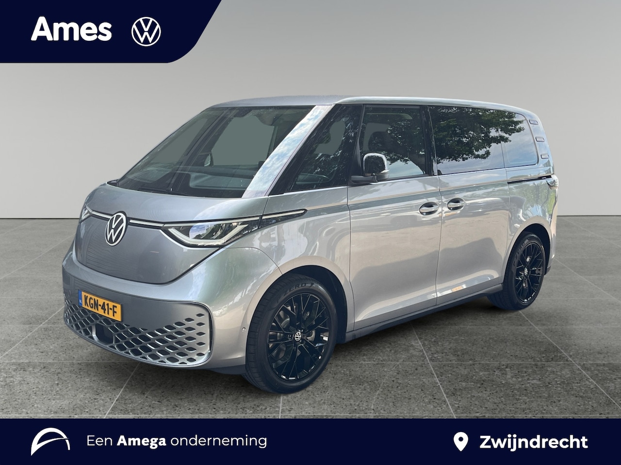 Volkswagen ID. Buzz - Pure Limited 170 pk 59 kWh | 20 inch LMV | elektrische achterklep | Trekhaak | getint glas - AutoWereld.nl