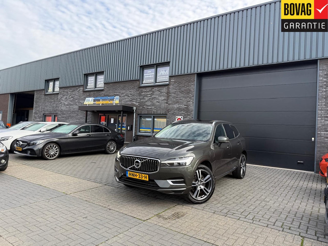 Volvo XC60 - 2.0 T8 Plug-in hybrid AWD Inscription Exclusive | 1E EIGENAAR | 3/6/12 MND GARANTIE | PANO - AutoWereld.nl