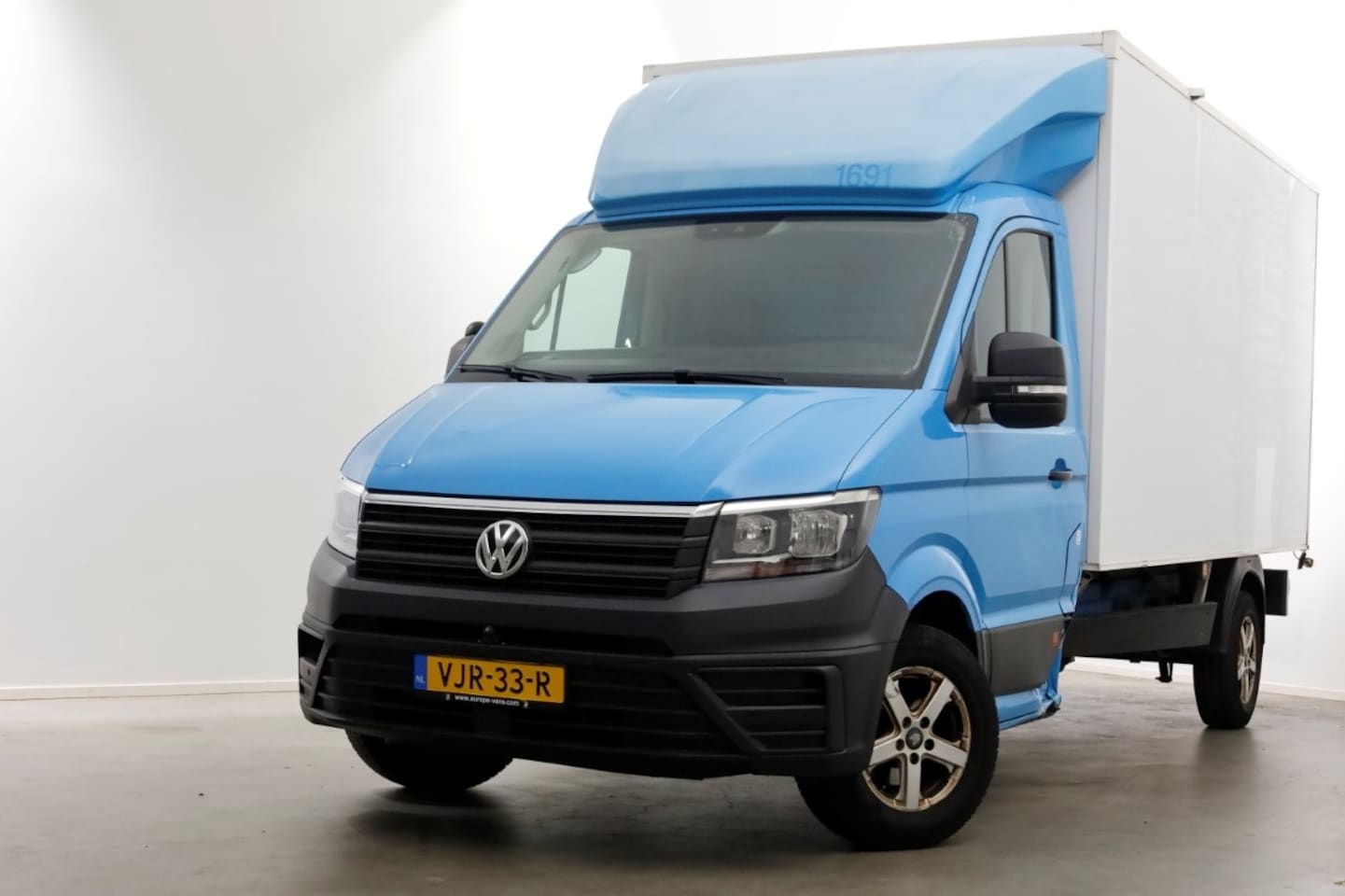 Volkswagen Crafter - 35 2.0 TDI E6 Bakwagen met achterdeuren 2-Persoons 03-2021 - AutoWereld.nl