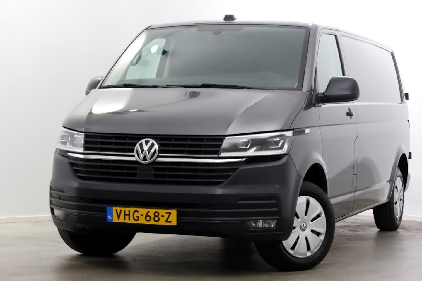 Volkswagen Transporter - T6.1 2.0 TDI 150pk Lang DSG-Automaat LED/Airco/Navi 11-2020 - AutoWereld.nl