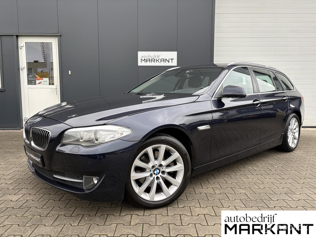 BMW 5-serie Touring - 520i Navi / Trekhaak / Xenon / Rijklaar! - AutoWereld.nl