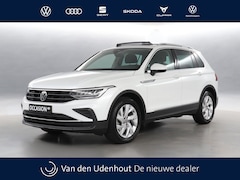 Volkswagen Tiguan - 1.5 TSI 150pk Life Business DSG / Panoramadak / Navigatie / Camera