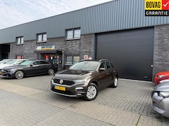 Volkswagen T-Roc - 1.5 TSI Style | 1E EIGENAAR | 3/6/12 MND GARANTIE | AUTOMAAT | ACC | NAVI | CARPLAY | DAB