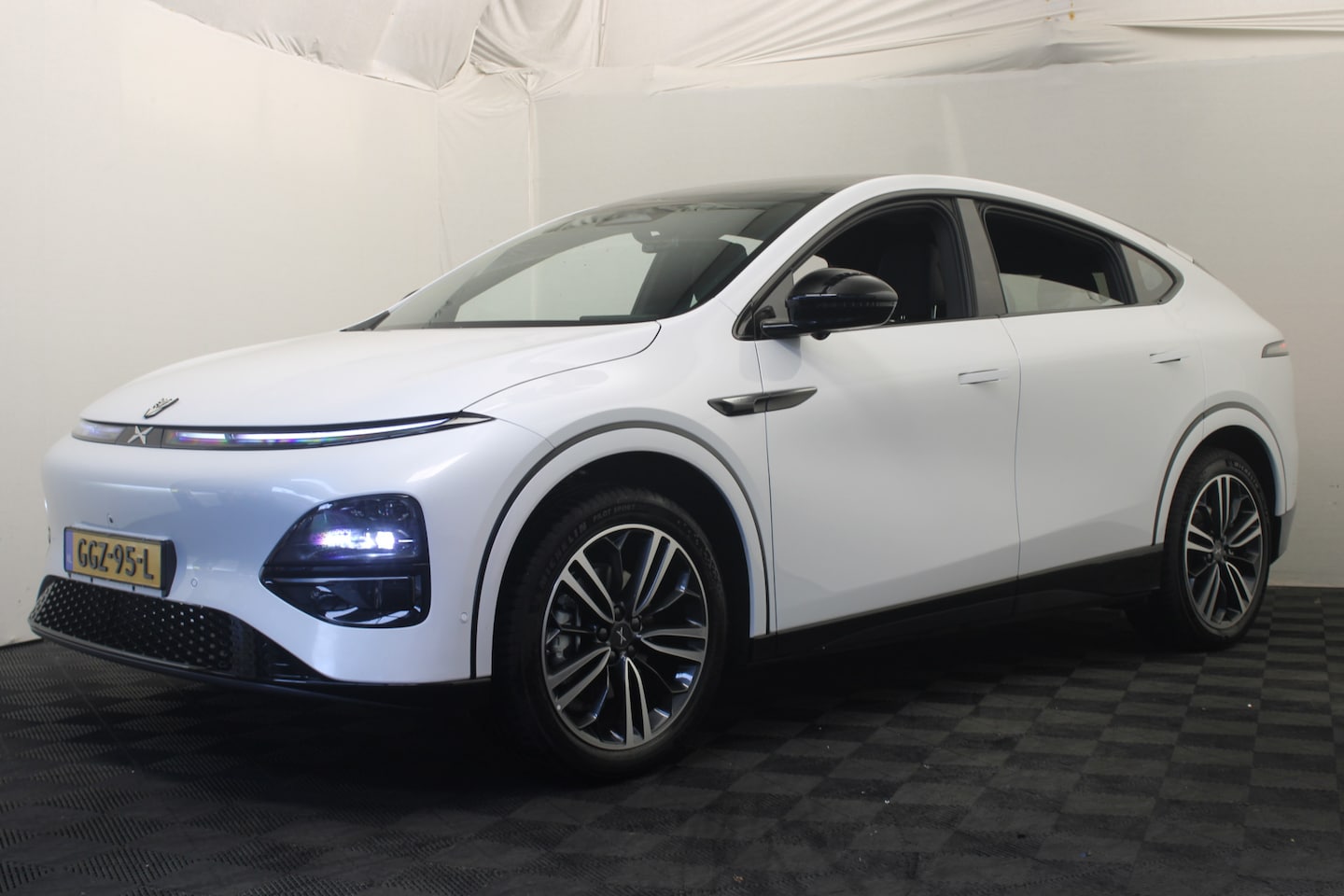Xpeng G6 - RWD Standard Range 66 kWh - AutoWereld.nl