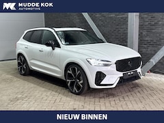 Volvo XC60 - T6 Ultra Black Edition | 22 Inch | Luchtvering | Bowers & Wilkins | 360° Camera | Stoelven