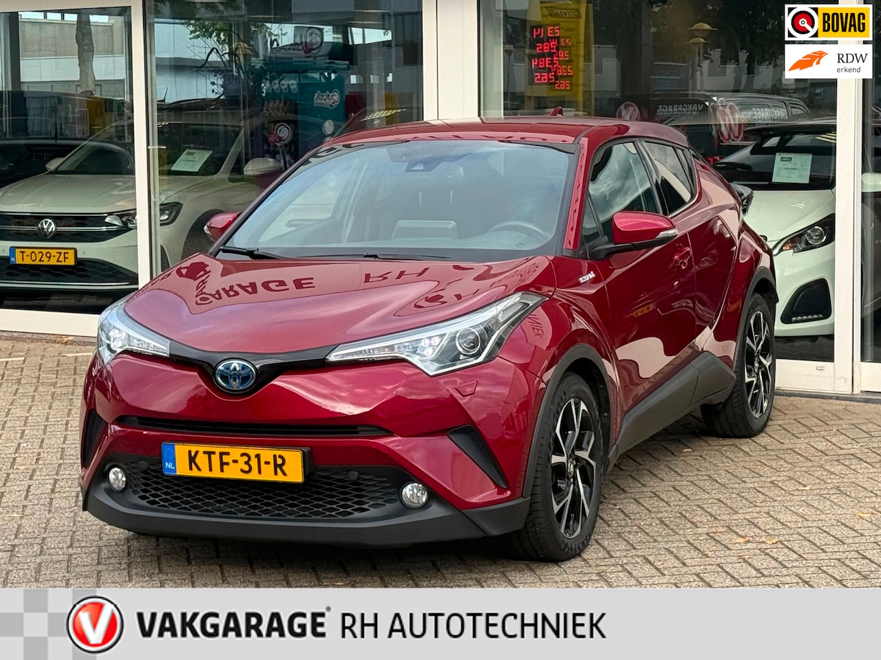 Toyota C-HR - 1.8 Hybrid Dynamic 1.8 Hybrid Dynamic - AutoWereld.nl