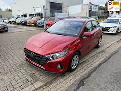 Hyundai i20 - 1.2 MPI Comfort, Navi, Camera, Stoel/Stuur verwarming, Dealer auto