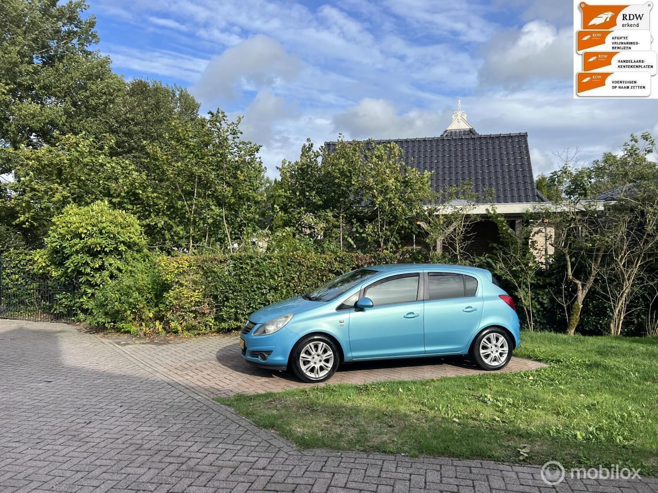 Opel Corsa - 1.4-16V '111' Edition 1.4-16V '111' Edition - AutoWereld.nl
