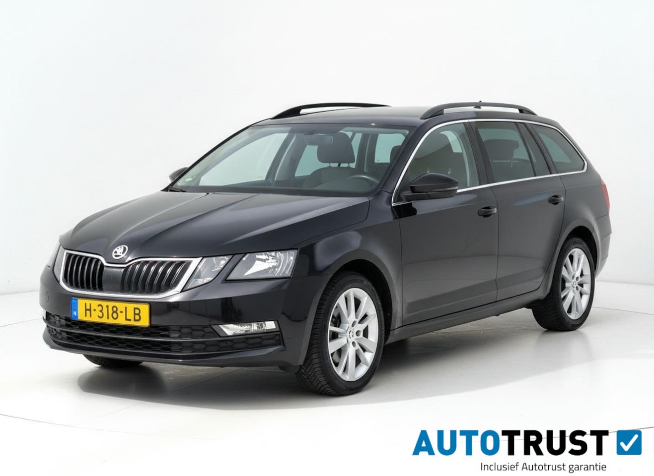 Skoda Octavia Combi - 1.5 TSI Business Edition TREKHAAK PDC CARPLAY - AutoWereld.nl
