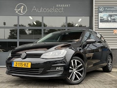 Volkswagen Golf - 1.4 TSI Highline CarPlay | Cruise | PDC