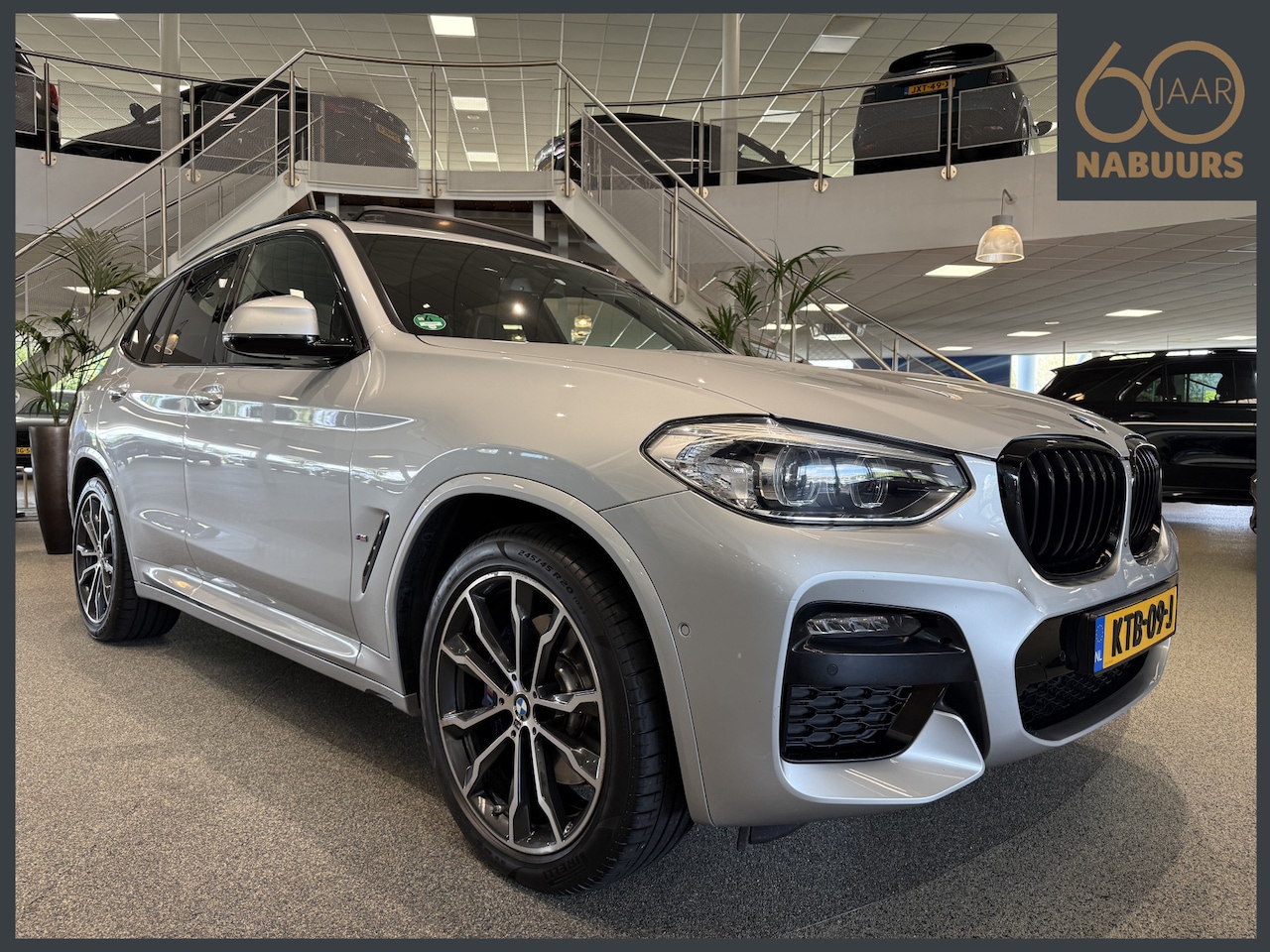 BMW X3 - xDrive30e M-sport Pro, Dealer onderhouden, Pano, Trekhaak, Memory - AutoWereld.nl