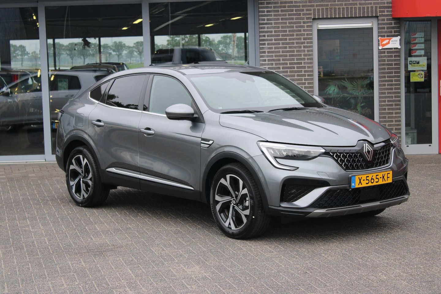 Renault Arkana - 1.6 E-Tech full hybrid 145 techno NL Auto 23km!! - AutoWereld.nl
