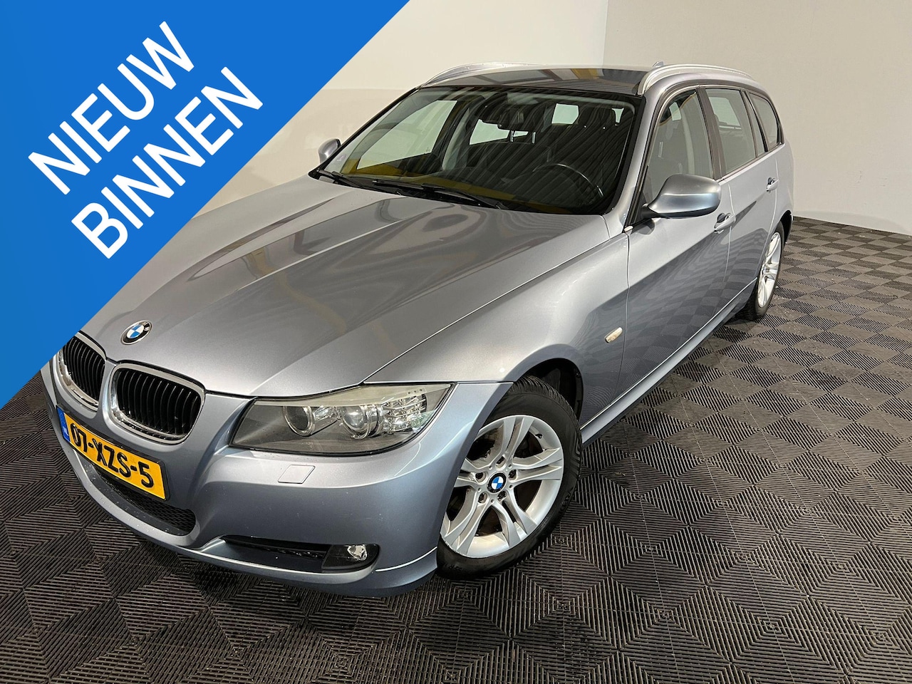 BMW 3-serie Touring - 318i Corporate Lease Luxury Line 318i Corporate Lease Luxury Line - AutoWereld.nl