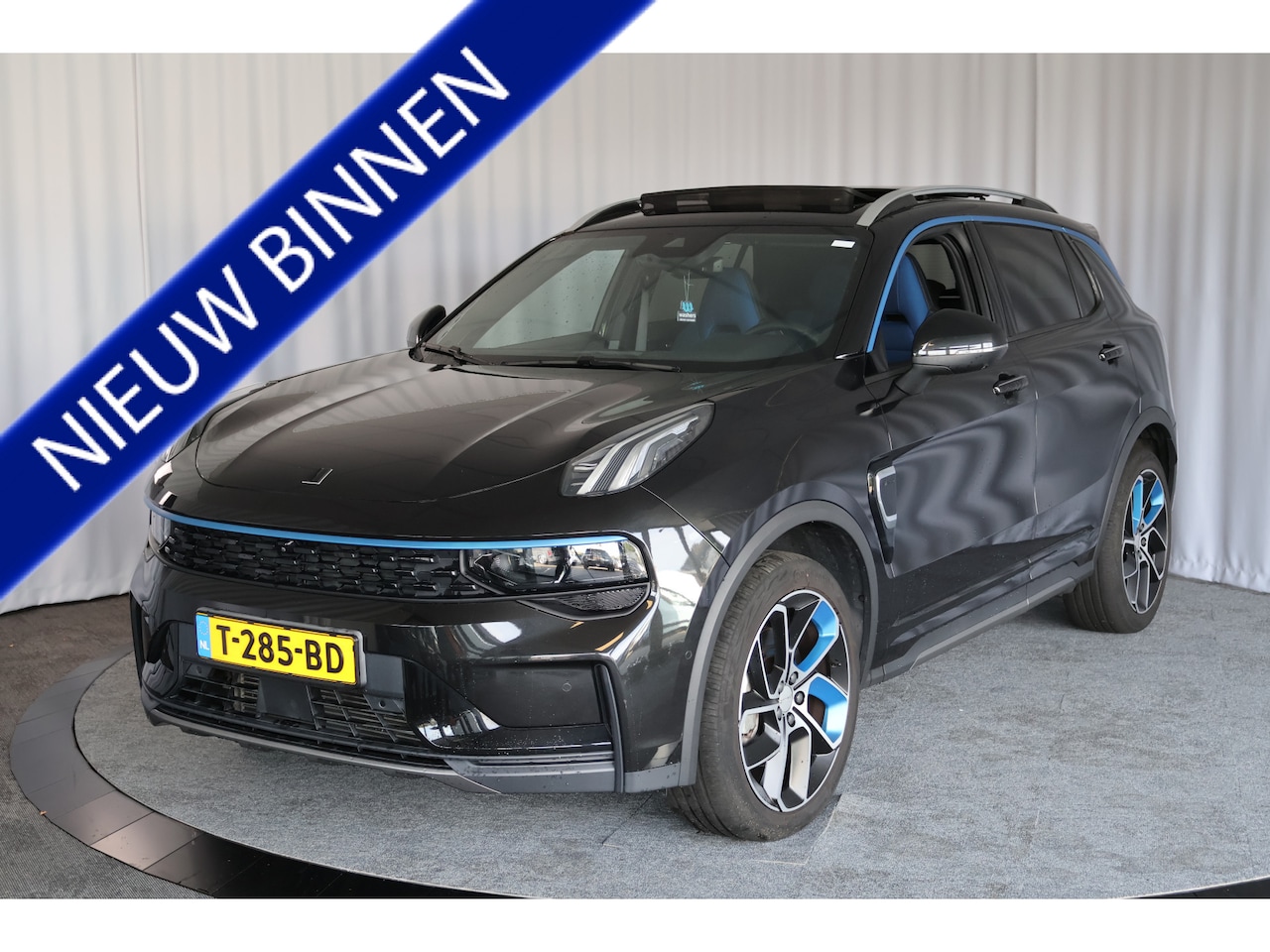 Lynk & Co 01 - 1.5 PHEV, NAP, Panoramadak, 360camera, zwarte hemel - AutoWereld.nl