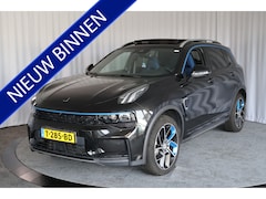 Lynk & Co 01 - 1.5 PHEV, NAP, Panoramadak, 360camera, zwarte hemel