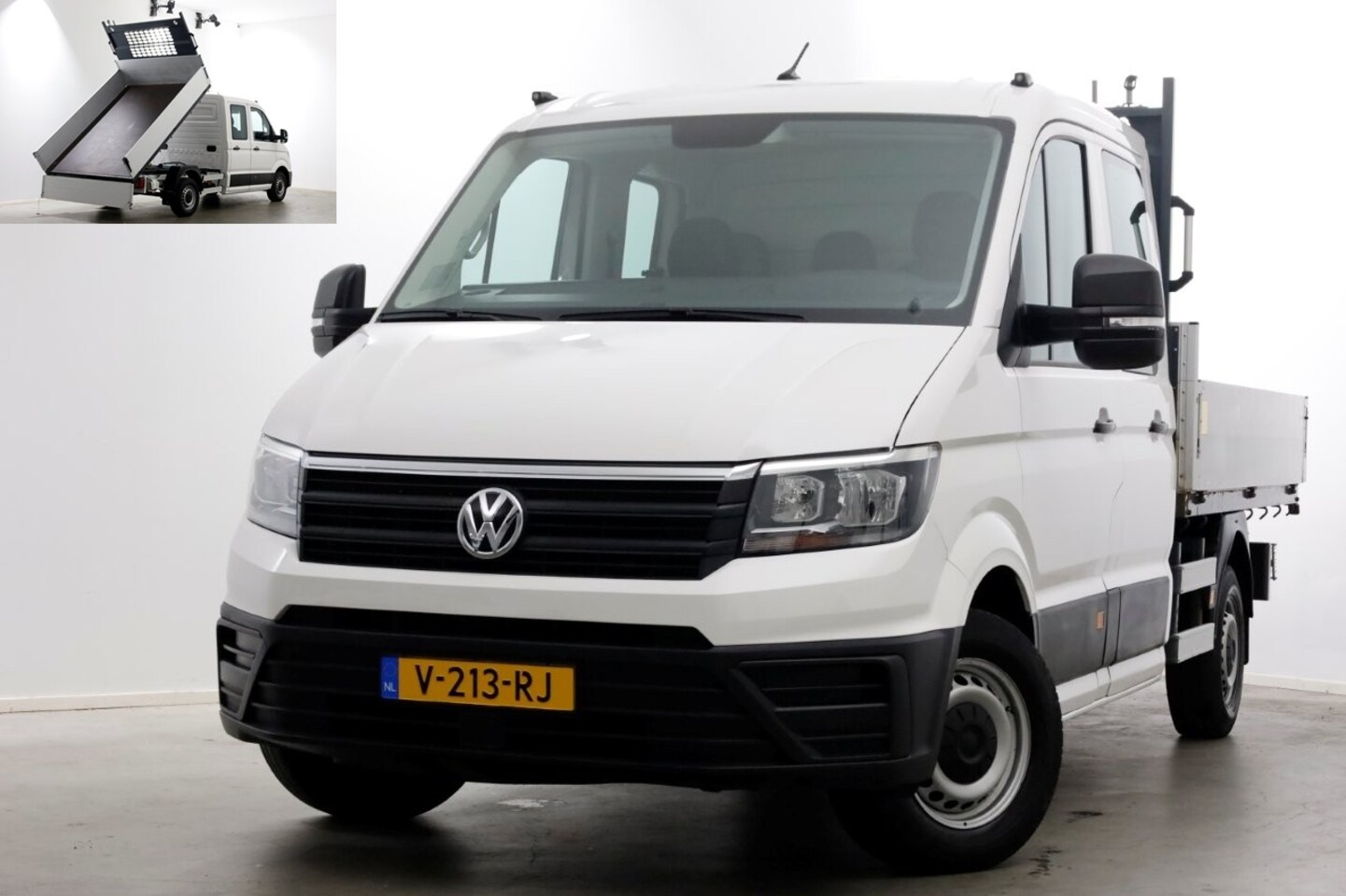 Volkswagen Crafter - 35 2.0 TDI E6 L2H1 D.C. Van den Born Kipper 07-2018 - AutoWereld.nl