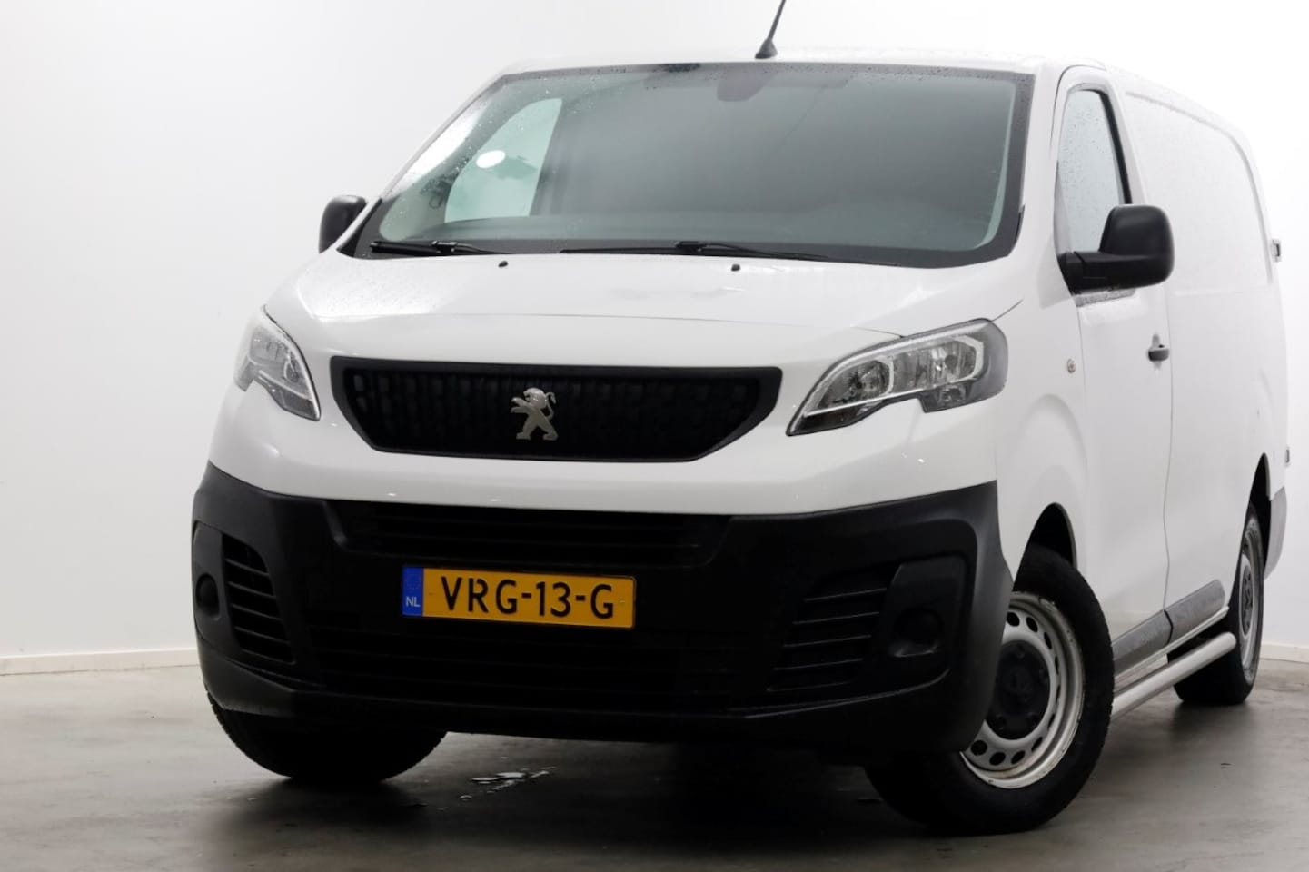 Peugeot Expert - 1.5 BlueHDI 102pk L3 Premium Airco/CarPlay/Camera 06-2022 - AutoWereld.nl