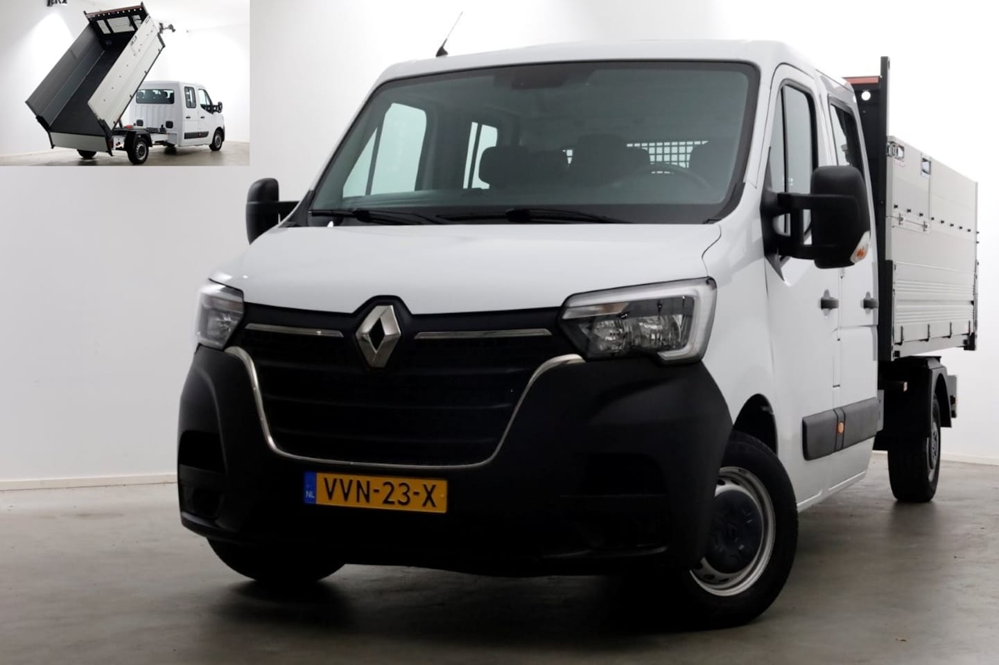 Renault Master - T35 2.3 dCi 145pk L3 D.C. Kipper met hoge boorden 05-2023 - AutoWereld.nl