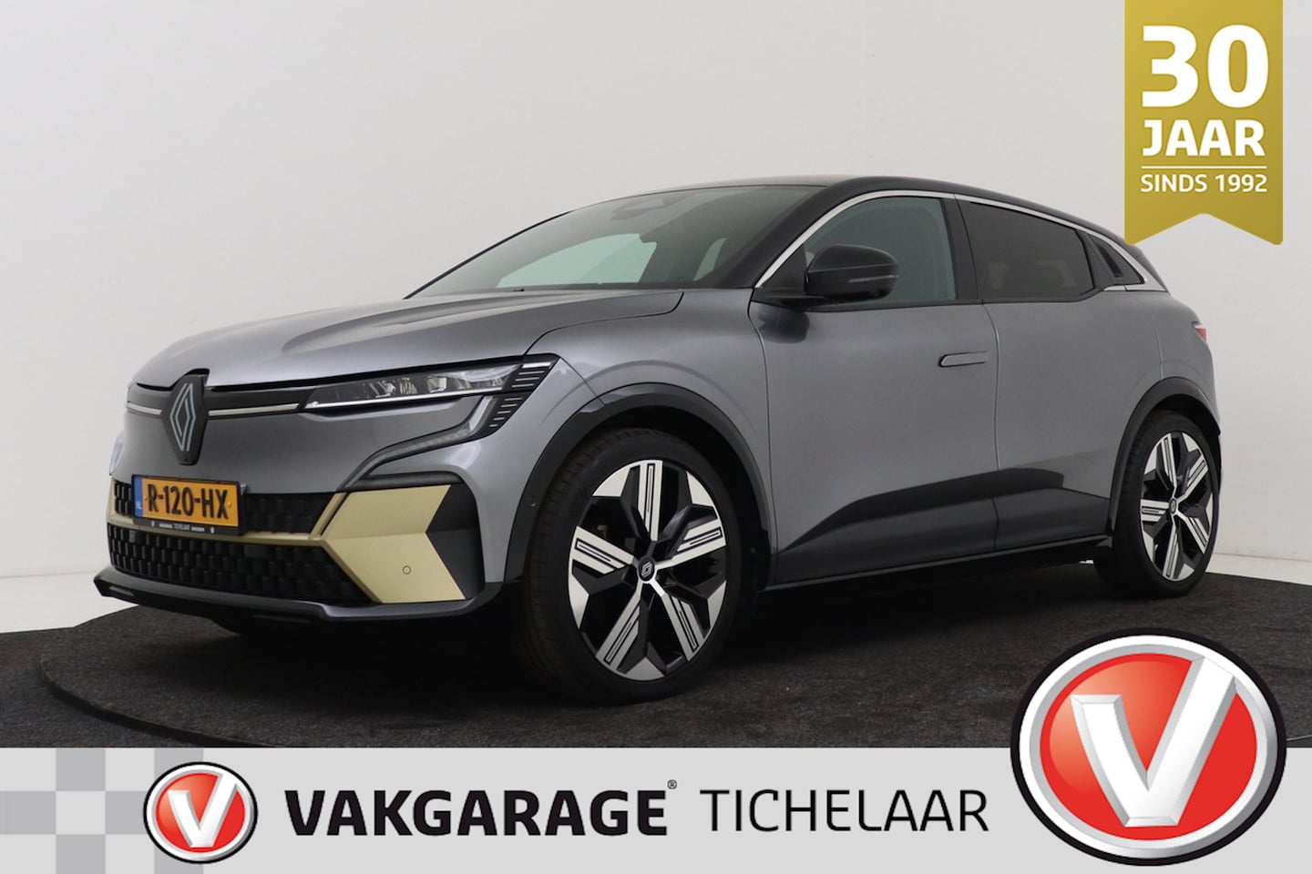 Renault Mégane E-Tech - EV60 Optimum Charge Iconic | Org. NL | Android Automotive | CarPlay | Massage | Stoelverwa - AutoWereld.nl