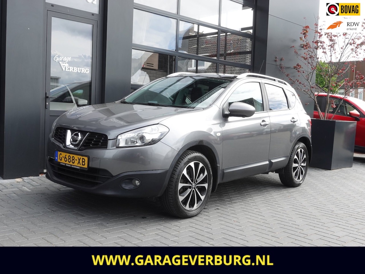 Nissan Qashqai - 2.0 Connect Edition 360 (Navi,Camera,Cruise,Panoramadak,Afn.Trekhaak) - AutoWereld.nl