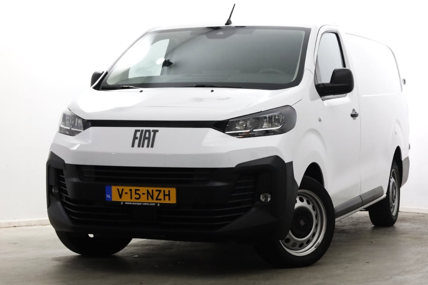 Fiat Scudo - 2.0 Diesel 145pk Automaat L3 Airco/Navi/Camera 09-2024 - AutoWereld.nl