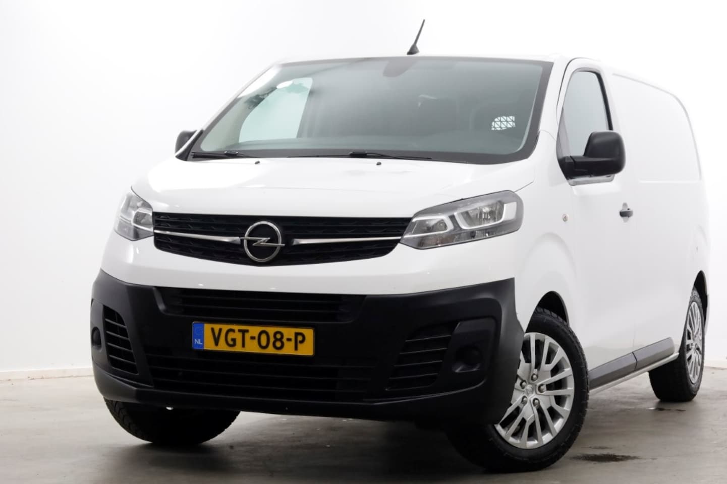 Opel Vivaro - 1.5 CDTI 102pk M Edition Airco/Carplay/Achterklep 08-2020 - AutoWereld.nl