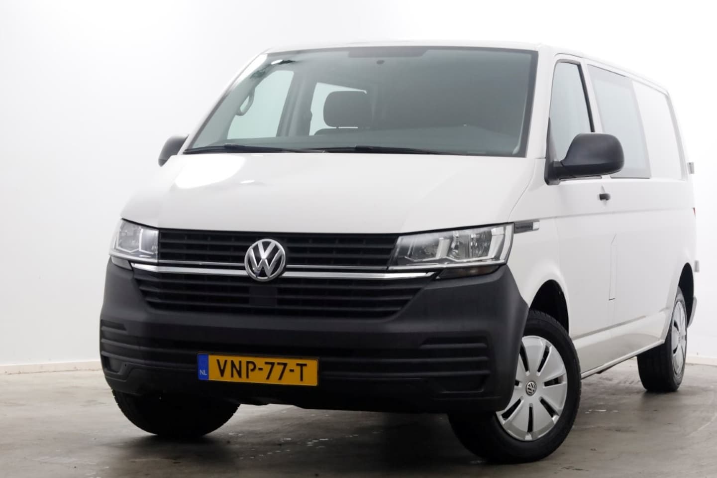 Volkswagen Transporter - T6.1 2.0 TDI 110pk Lang D.C. Airco/Cruise 02-2022 - AutoWereld.nl