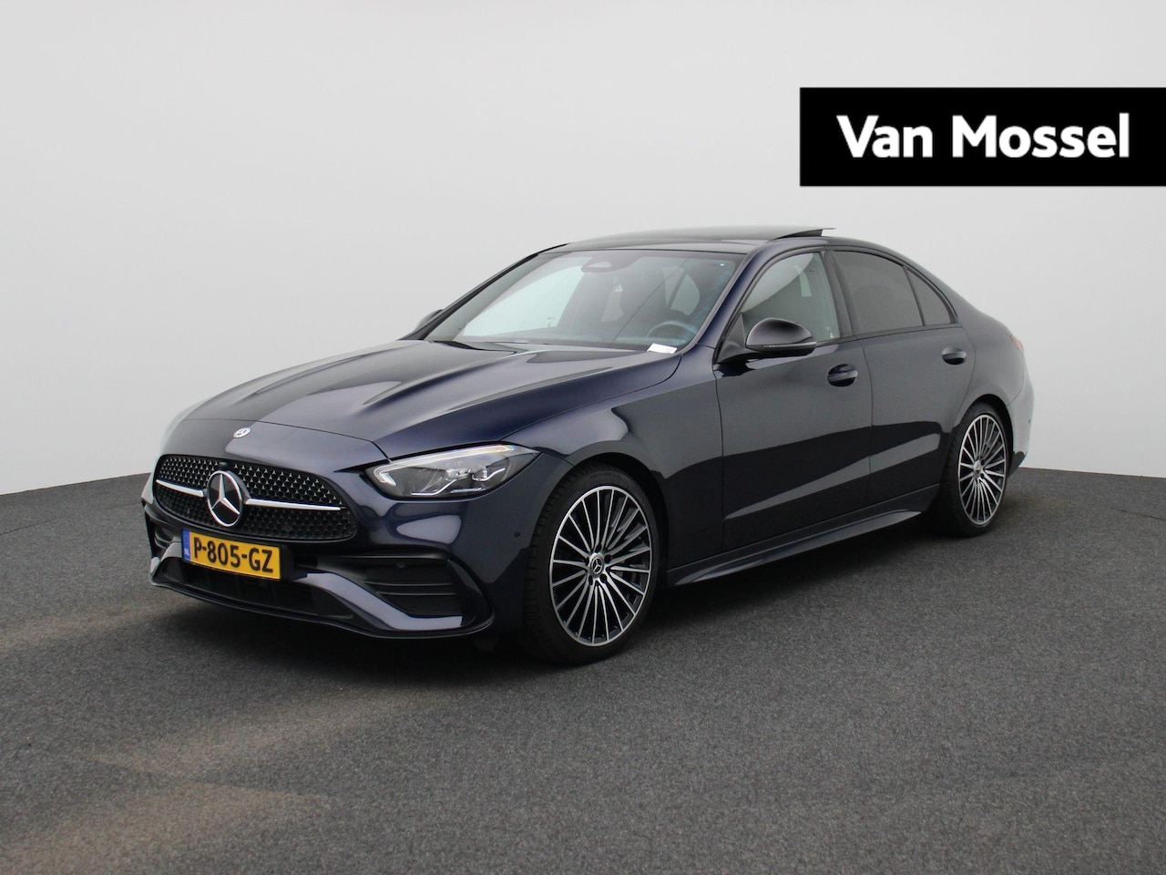 Mercedes-Benz C-klasse - 180 AMG Line | Automaat | Panorama dak | Virtual cockpit | Sfeer verlichting | Leder | Nav - AutoWereld.nl