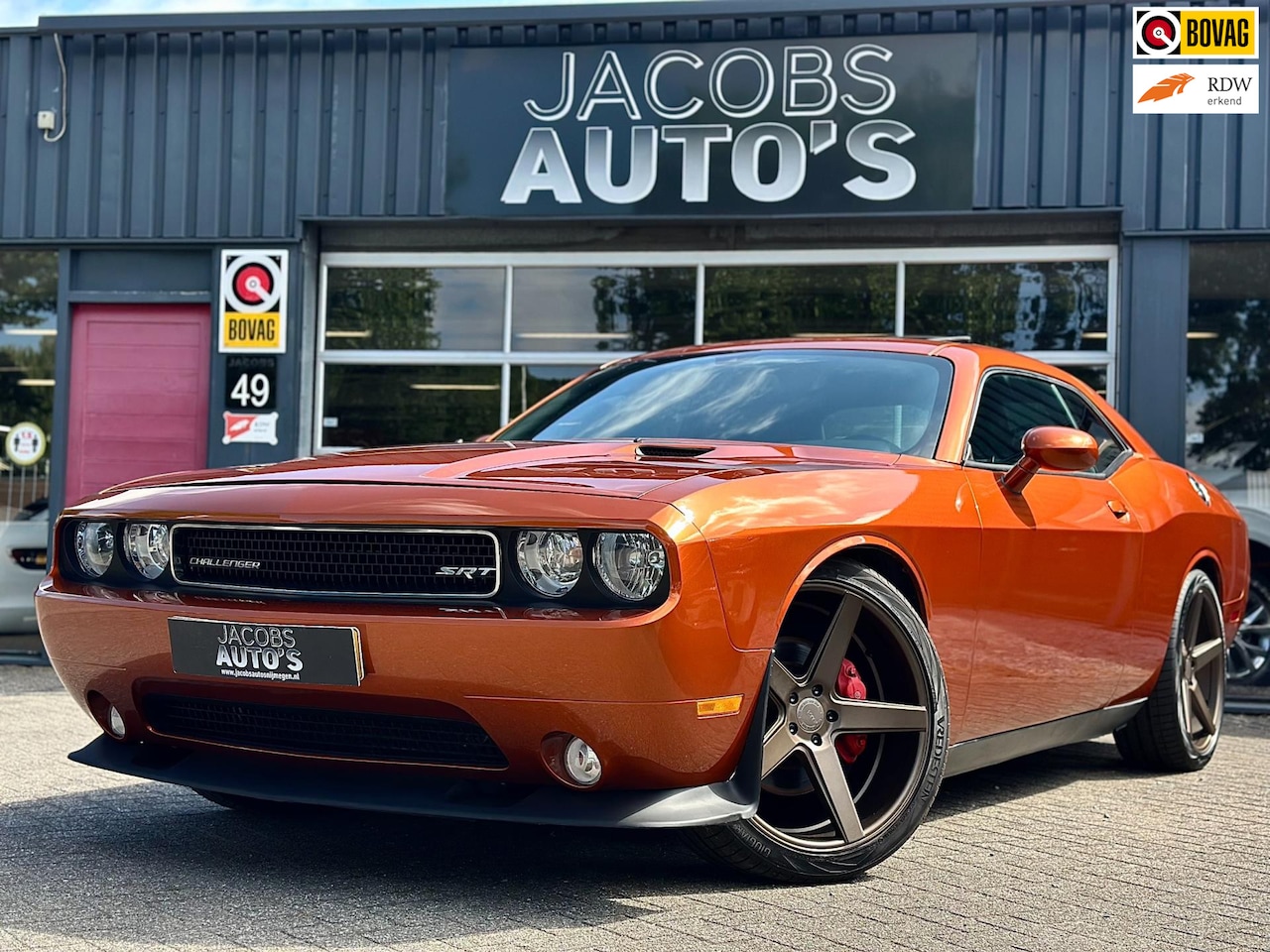 Dodge Challenger - SRT-8 392 6.4 V8 - AutoWereld.nl