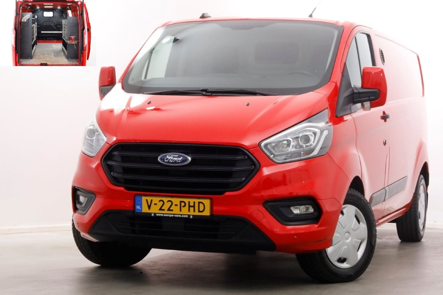 Ford Transit Custom - 340 2.0 TDCI 130pk L2H1 Airco/Inrichting/Achterklep/Camera 01-2021 - AutoWereld.nl