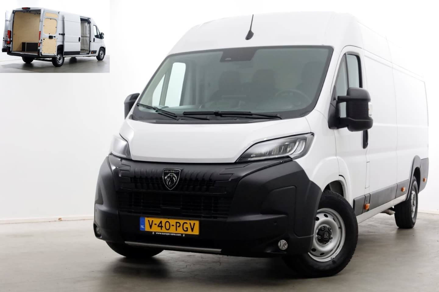 Peugeot Boxer - 2.2 BlueHDi 180pk Automaat L4H2 LED/ACC/Navi/Camera 11-2024 - AutoWereld.nl