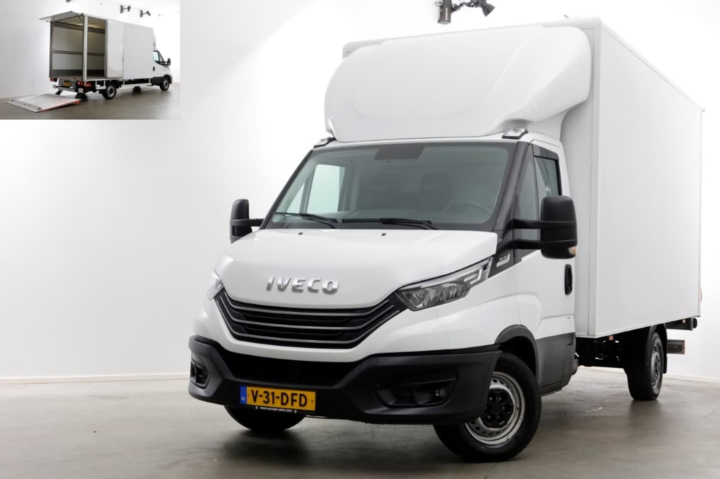 Iveco Daily - 35 S 16 35S16 3.0 160pk HiMatic Automaat Bakwagen met laadklep en zijdeur 02-2024 - AutoWereld.nl