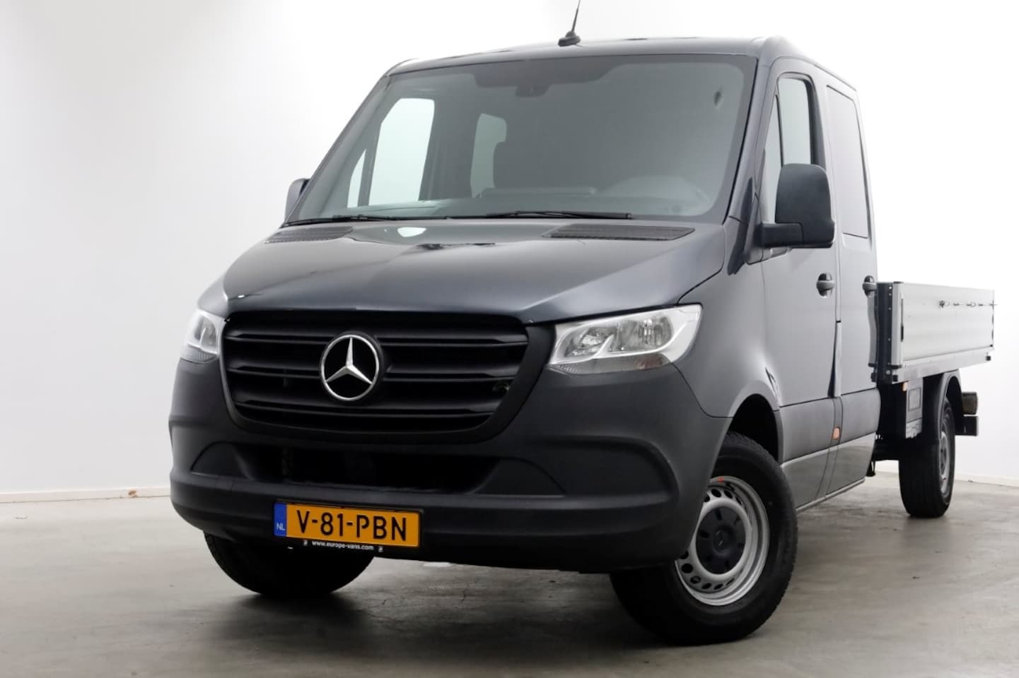 Mercedes-Benz Sprinter - 317 CDI 170pk 9G Automaat D.C. Open Laadbak Trekhaak 3500kg 02-2023 - AutoWereld.nl
