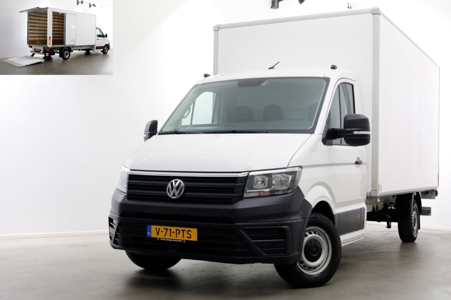 Volkswagen Crafter - 35 2.0 TDI 140pk Bakwagen met laadklep en zijdeur 12-2021 - AutoWereld.nl