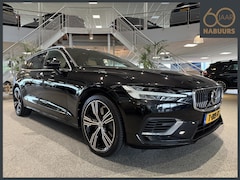 Volvo V60 - 2.0 T8 Twin Engine AWD Inscription, Trekhaak, Pano, Stoelkoeling