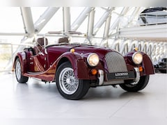 Morgan Plus - 4 2.0 | Dark Maroon | Houten Stuurwiel | Bagagerek
