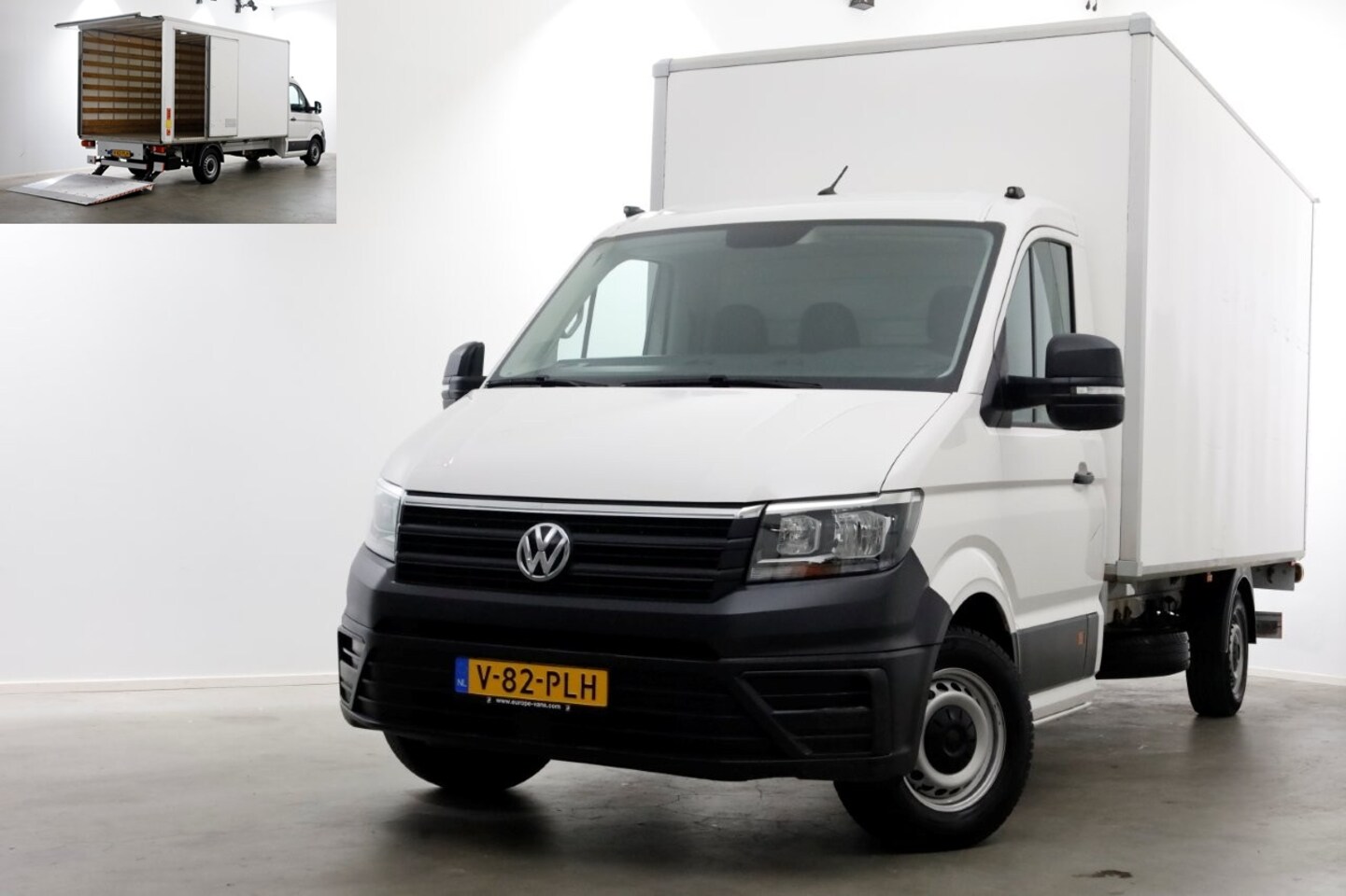 Volkswagen Crafter - 35 2.0 TDI 140pk Bakwagen met laadklep en zijdeur 03-2022 - AutoWereld.nl