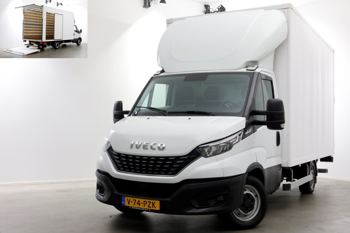 Iveco Daily - 35S18 3.0 180pk HiMatic Automaat Bakwagen met laadklep H240cm 03-2022 - AutoWereld.nl