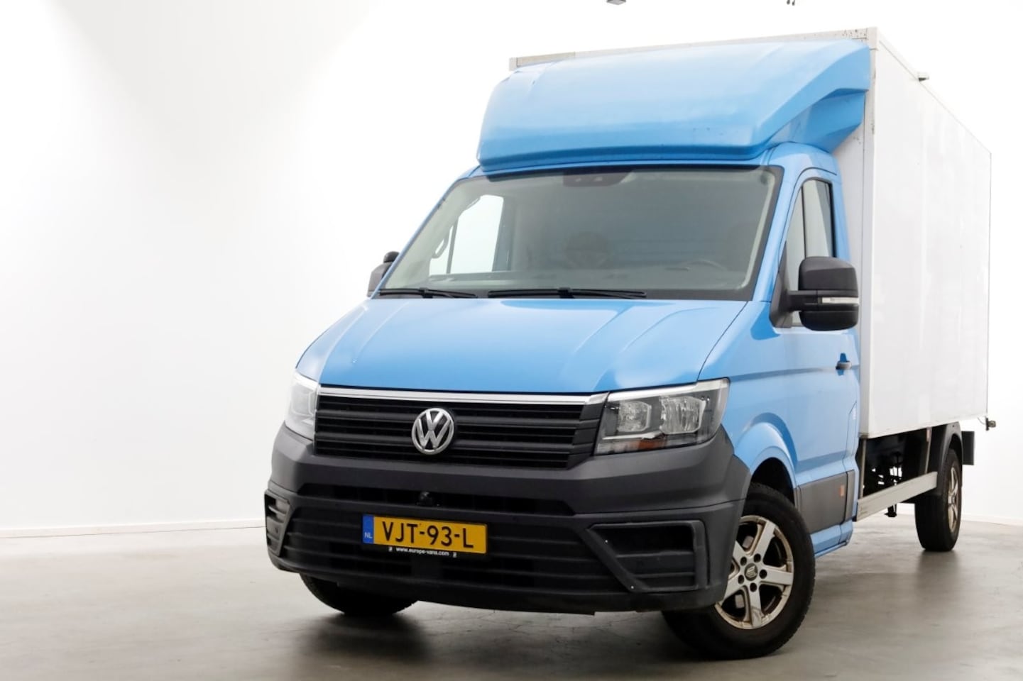 Volkswagen Crafter - 35 2.0 TDI E6 Bakwagen met achterdeuren 2-Persoons 03-2021 - AutoWereld.nl