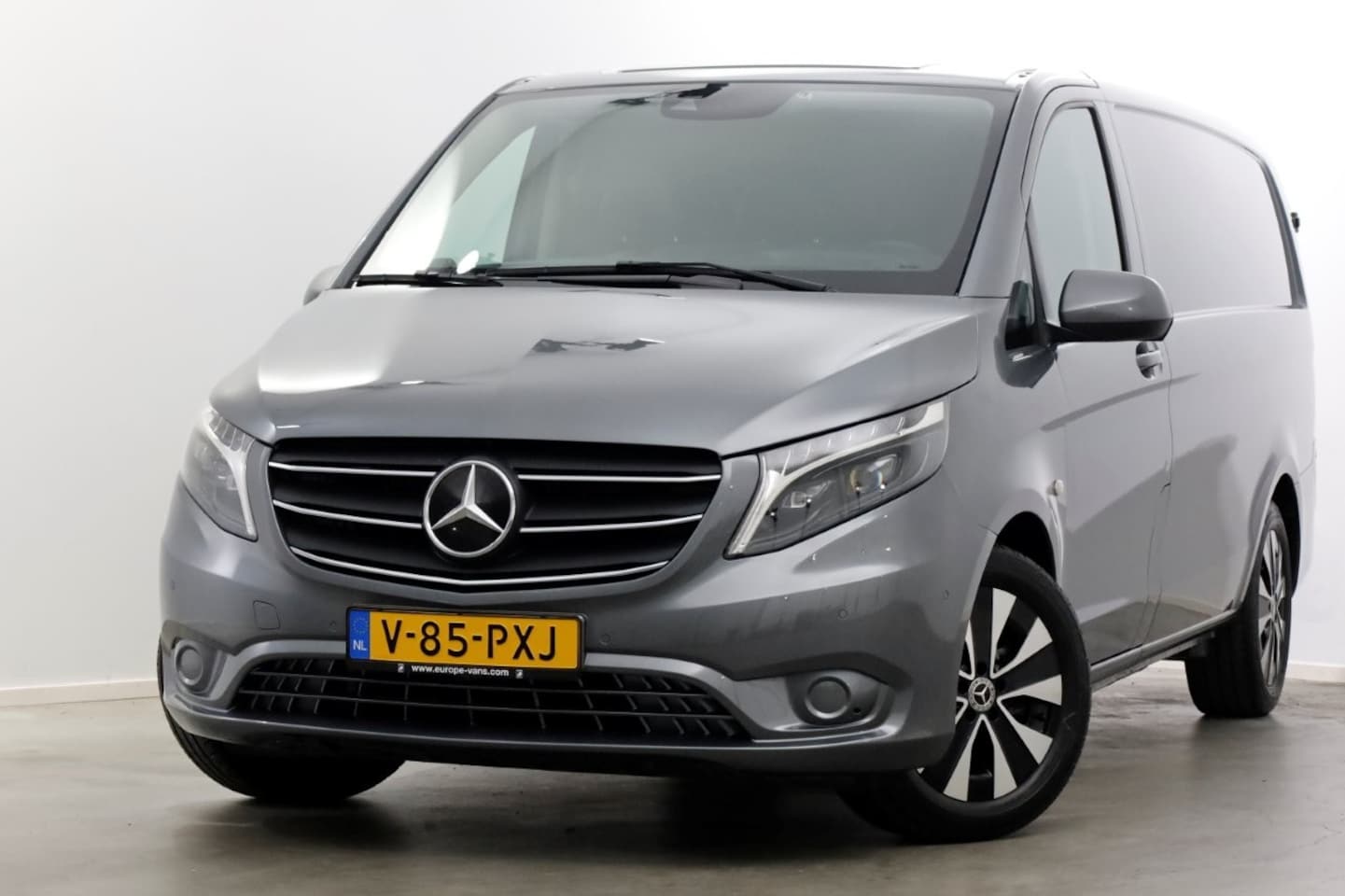Mercedes-Benz Vito - 119 CDI 190pk RWD Lang 9G Automaat LED/AirMatic/Camera 05-2023 - AutoWereld.nl