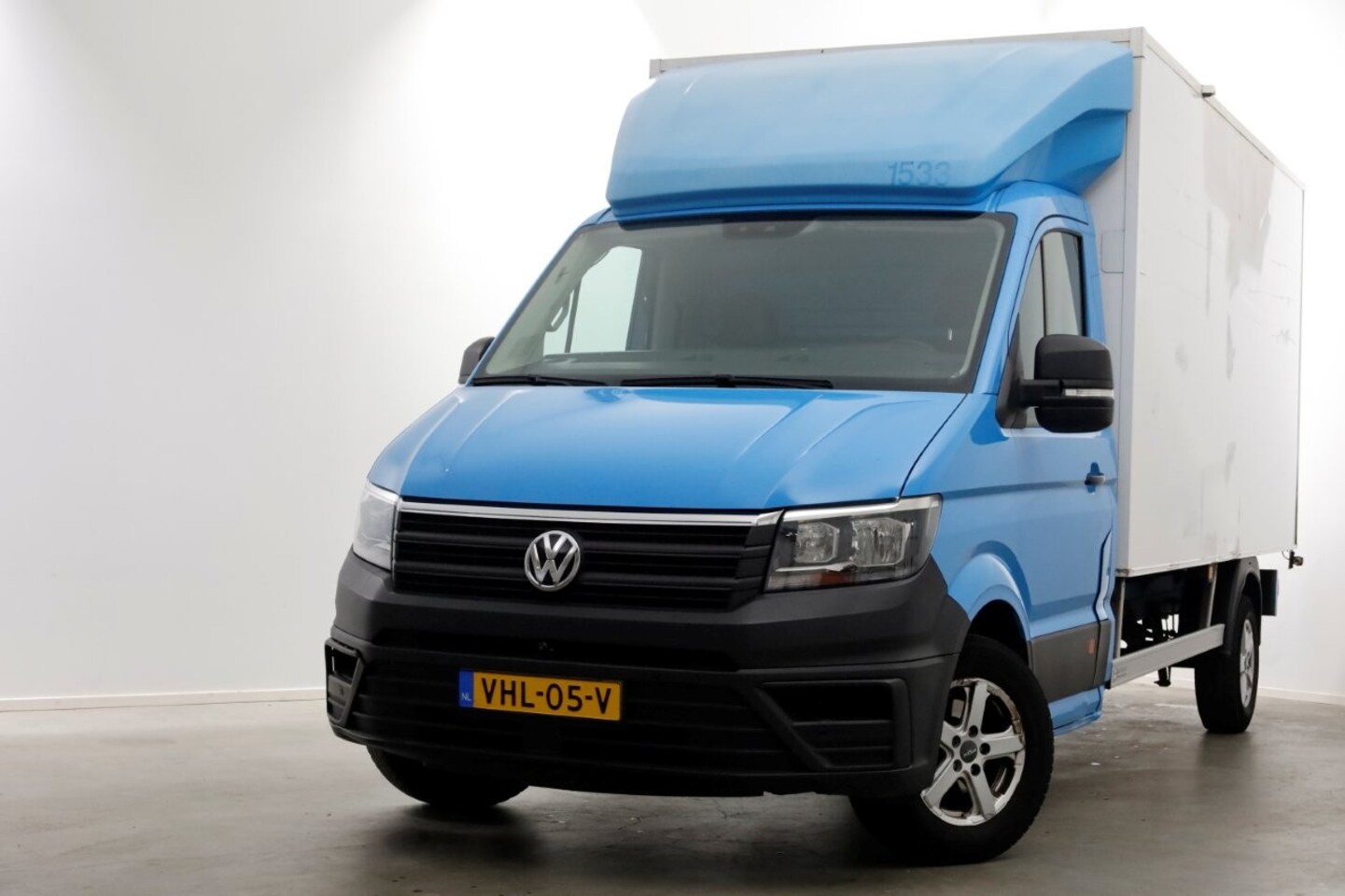 Volkswagen Crafter - 35 2.0 TDI E6 Bakwagen met achterdeuren 2-Persoons 11-2020 - AutoWereld.nl